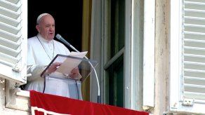 El papa insta al diálogo para encontrar soluciones en Chile El papa insta al diálogo para encontrar soluciones en Chile