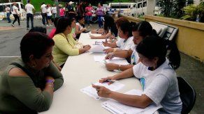 Trabajadores domésticos se reúnen y participan de convivio Trabajadores domésticos se reúnen y participan de convivio