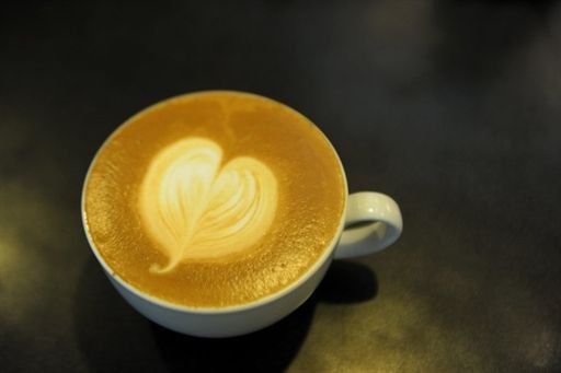 Una taza de café requiere 140 litros de agua, según WWF