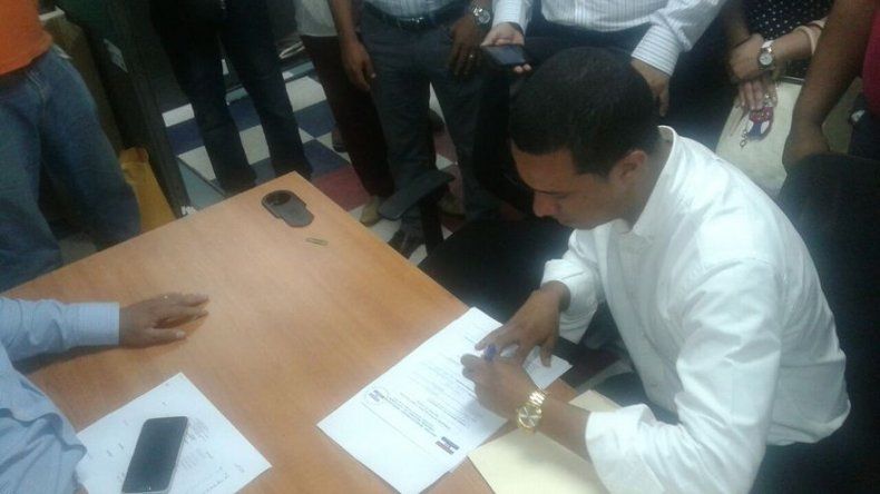 Félix Moulanier se postula a la cuarta subsecretaría del CEN del PRD