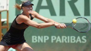 Francia: Sharapova gana sin ceder un game