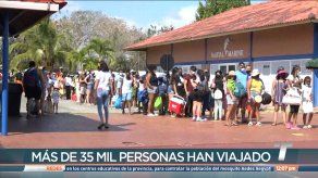 Familias aprovechan días de asueto para viajar a Taboga