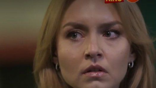 EL AMOR INVENCIBLE | Leona se entera que David sabe quién es su hijo.
