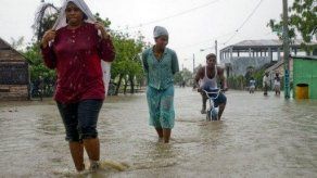 La Habana sufre fuertes vientos y lluvias por la tormenta Isaac