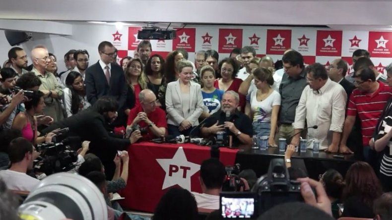 Fiscalía de Sao Paulo pide prisión preventiva de Lula por lavado de dinero