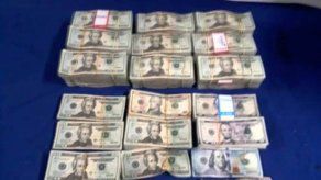 Autoridades decomisan más de 100 mil dólares