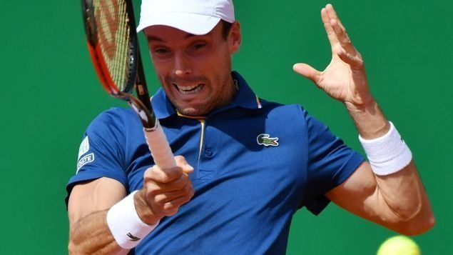 Bautista se lleva el duelo español ante Feli, Djokovic ya está en octavos de Montecarlo