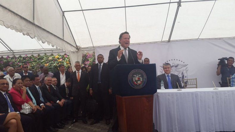 Varela sanciona Ley que devuelve décimos, promete pagar el 50% adeudado en 12 meses