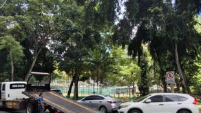 ATTT pondra multas en autos mal parqueados ATTT pondra multas en autos mal parqueados