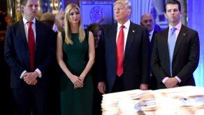 Demanda contra Trump por utilizar dinero de su fundación en beneficio propio