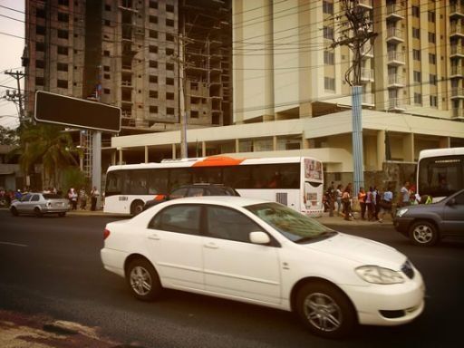 Hay varios incumplimientos del contrato de concesión de Mi Bus, Martínez
