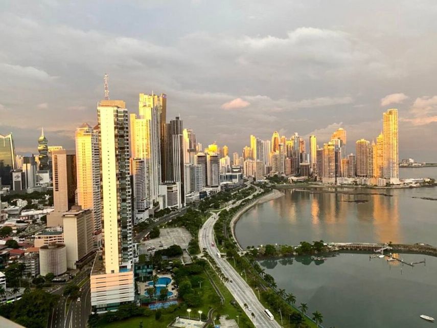 Actualmente hay incertidumbre acerca del cierre de la actividad comercial debido al aumento de casos COVID-19.