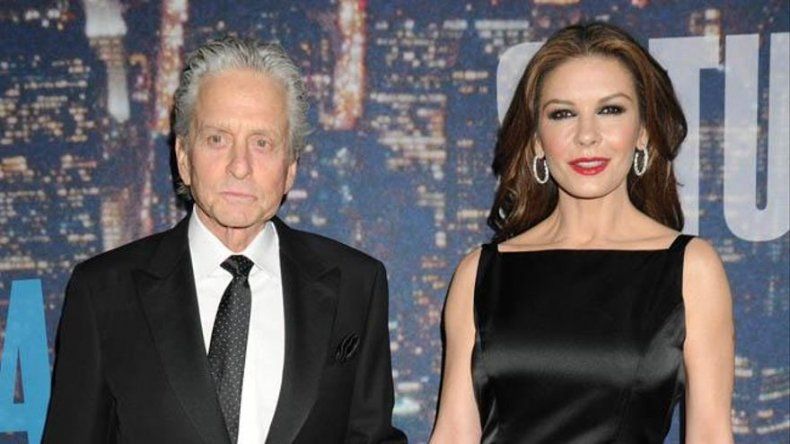 Michael Douglas se siente un afortunado por contar con Catherine Zeta-Jones