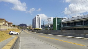 El MOP inicia los trabajos de reparación de la avenida Condado del Rey.