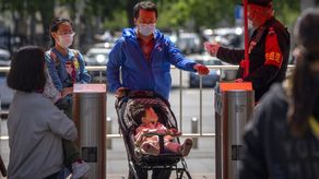 Las autoridades en Beijing reportaron 67 nuevas infecciones el sábado.