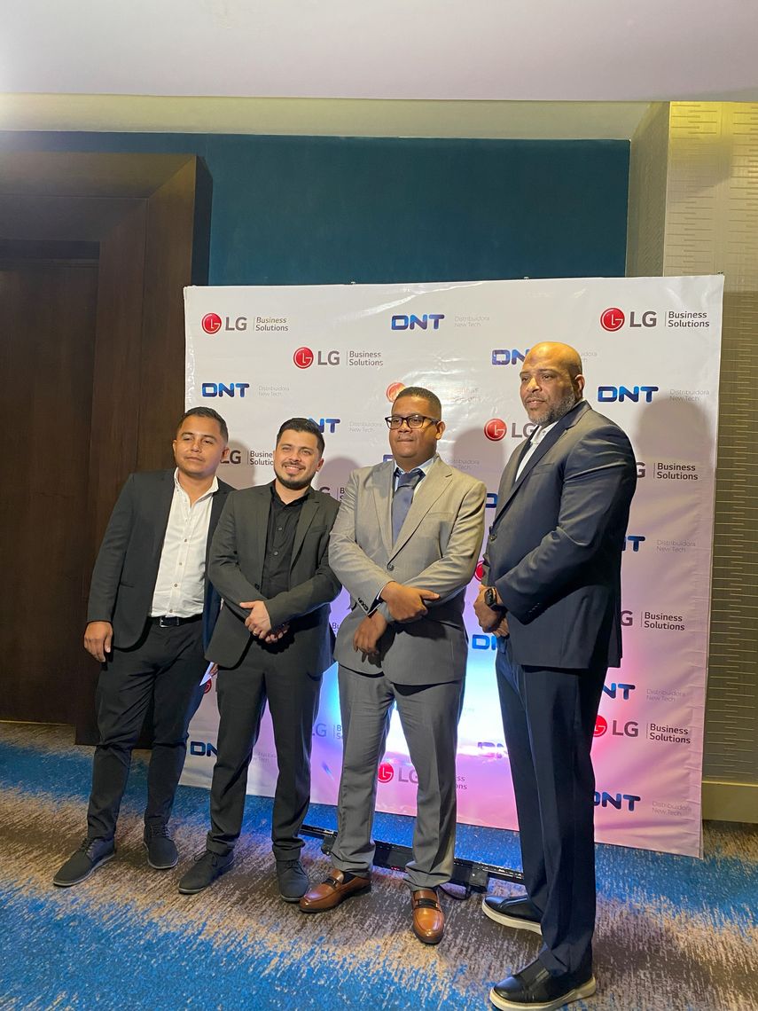 El pasado 5 de diciembre, Distribuidora New Tech (DNT) llevó a cabo su esperado evento anual, la Gala Night 2024. El pasado 5 de diciembre, Distribuidora New Tech (DNT) llevó a cabo su esperado evento anual, la Gala Night 2024.