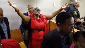 Hallan culpable a expolicía que mató a su vecino por error