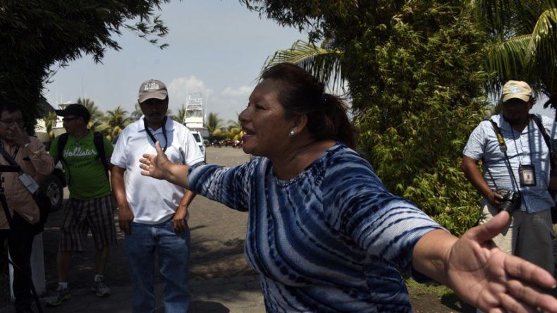Evangélicos protestan en Guatemala contra buque pro aborto