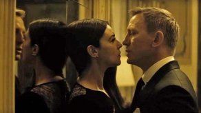 India: Censores piden eliminar escenas de besos de Spectre