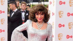 Joan Collins no pudo quedarse su vestuario en Los Picapiedra