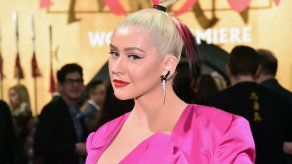 Christina Aguilera vuelve a sus raíces latinas con su nuevo disco