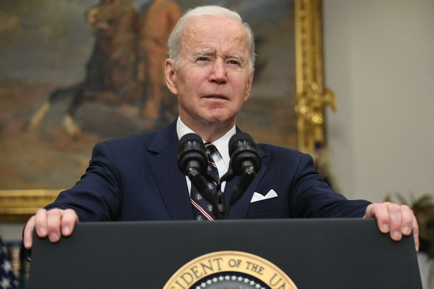 La orden de Biden exigirá a las instituciones financieras estadounidenses que faciliten el acceso a 3.500 millones de dólares de los activos para cubrir la ayuda y las necesidad básicas de los afganos.