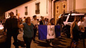 Presidente de Congreso guatemalteco pide calma tras renuncia de vicepresidenta