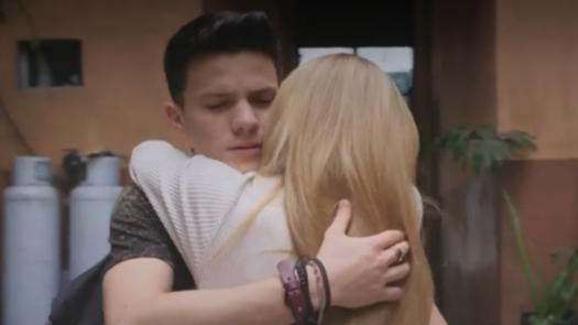 EL AMOR INVENCIBLE | Leona ya sabe que Benjamín es su hijo