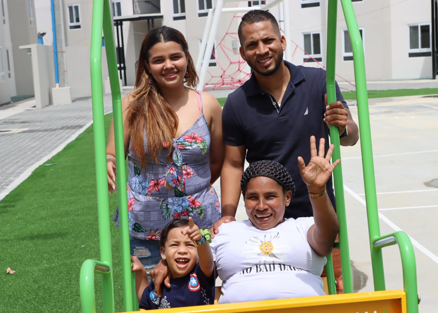 Entrega de apartamentos del MIVIOT