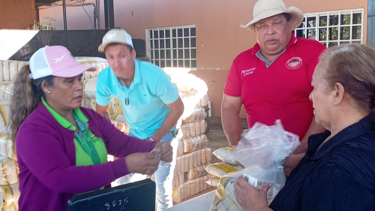 Agroferias del IMA 25 de septiembre. Agroferias del IMA 25 de septiembre.