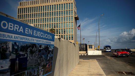 Vista de la embajada de Estados Unidos en La Habana, Cuba.