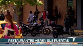 Ciudadanos llegan a sus trabajos y envían un mensaje a quienes cierran las vías