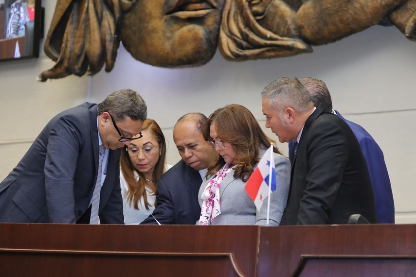 Asamblea Nacional evalúa más de 250 modificaciones