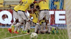Colombia se deshace de Venezuela con un James Rodríguez como figura