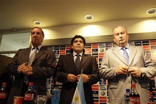 Maradona presentado oficialmente como técnico de Argentina