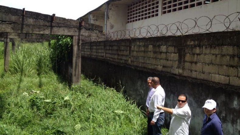 Alcalde de Colón anuncia sanciones a dueños de lotes baldíos