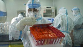 Provincia cerca de Beijing endurece medidas contra el virus
