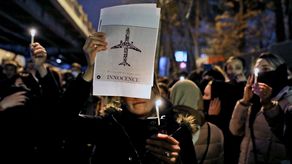 En una decisión hecha pública el lunes, el juez Edward Belobaba concedió un total de 107 millones de dólares canadienses — 7 millones en daños compensatorios además de otros 100 en daños punitivos, más intereses, a las familia.