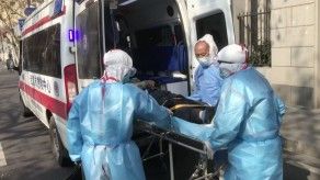 Un año después de la primera muerte en China, el origen del virus sigue siendo una incógnita