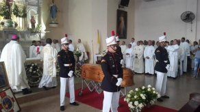 Realizan honras fúnebres de Monseñor Carlos María Ariz