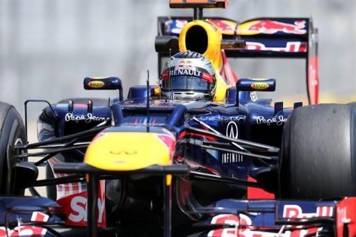 Vettel segundo y Alonso quinto en los segundos entrenamientos libres