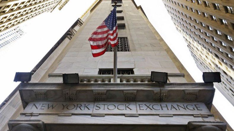 Acciones tecnológicas impulsan alza en Wall Street