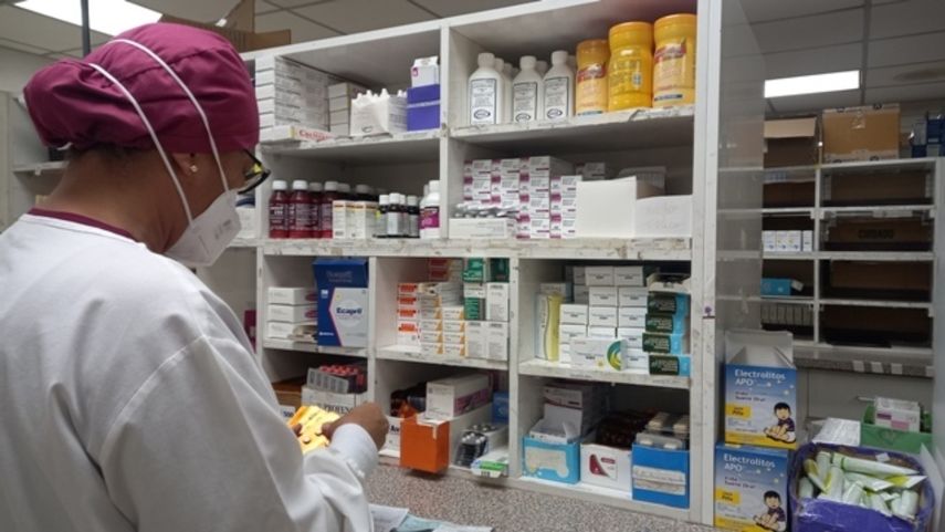 En la primera fase del plan Medicamentos Solidarios se entregará a los pacientes medicamentos antihipertensivos y para colesterol.