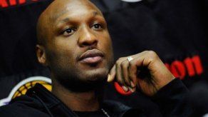 Odom llega tarde y se va temprano de práctica de Lakers