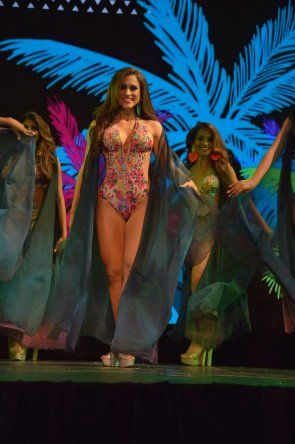 Desfile en traje de baño en la escogencia de la reina del Carnaval 2020