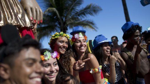 Carnaval de Río se convierte en una fiesta callejera lowcost