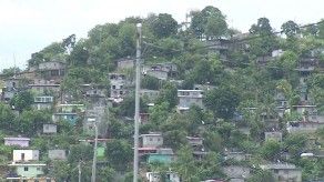 Realizan censo de casas en riesgo por deslizamiento de tierra en San Miguelito