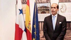 Exembajador Fernando Berguido denuncia populismo de derecha de Martinelli y Trump