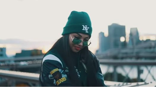Anyuri estrena Mi Fiesta, con un videoclip filmado en Nueva York