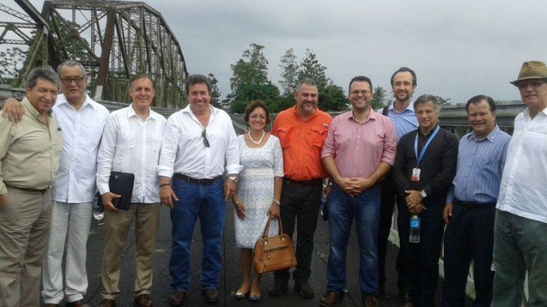 Panamá y Costa Rica se reunieron por puente sobre Río Sixaola
